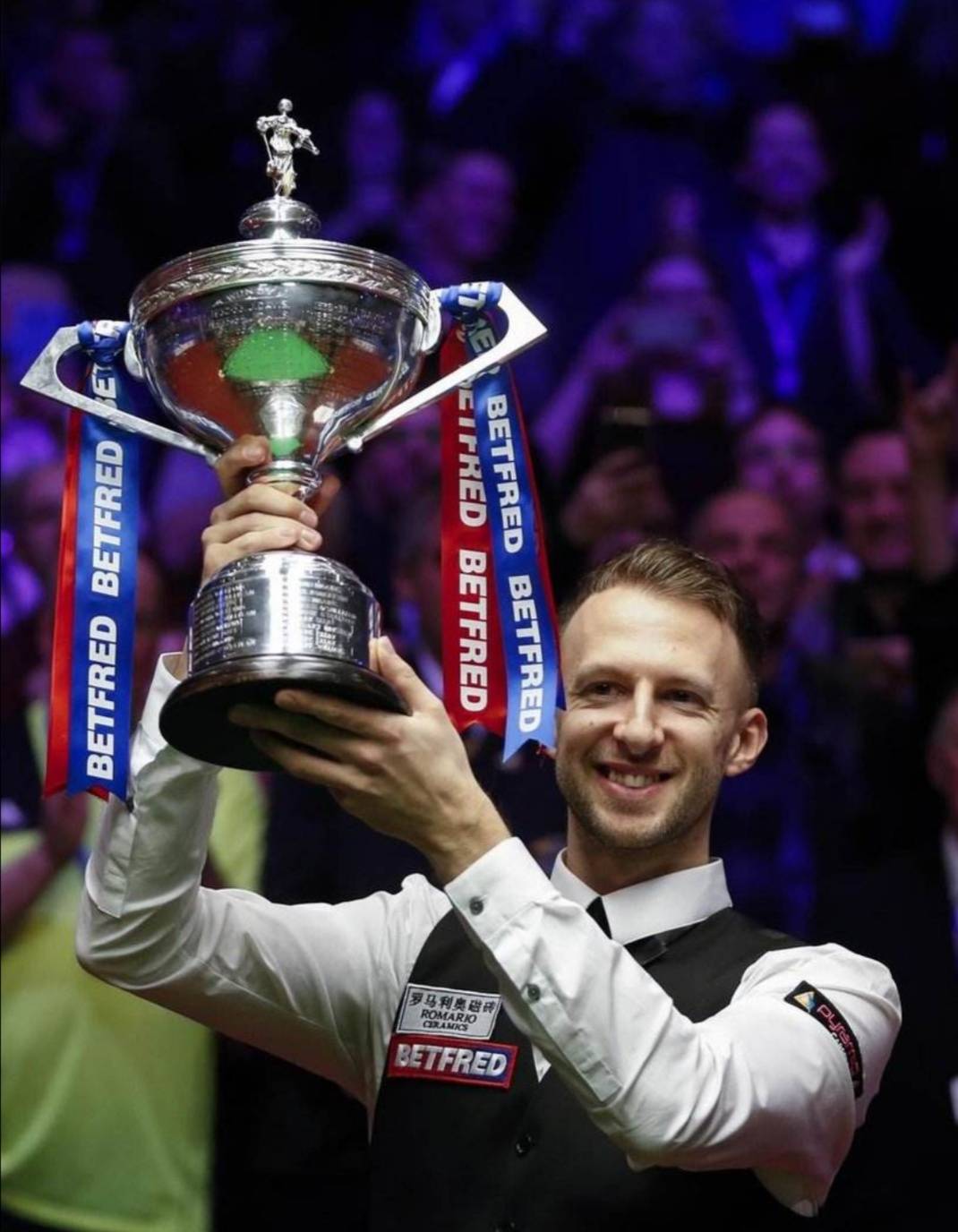 他帮助球队 他帮助球队