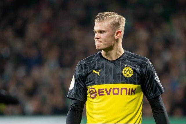 足球报谈广州队球员情况：6人加盟中超，部分球员正与潜在下家谈.