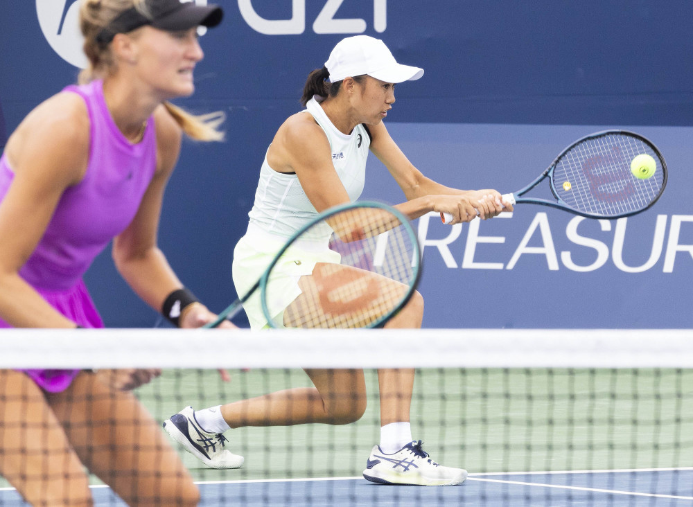 字母哥41+9+8雄鹿力克公牛 骑士大胜鹈鹕.