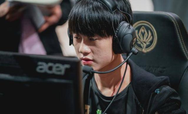 某互联网银 某互联网银